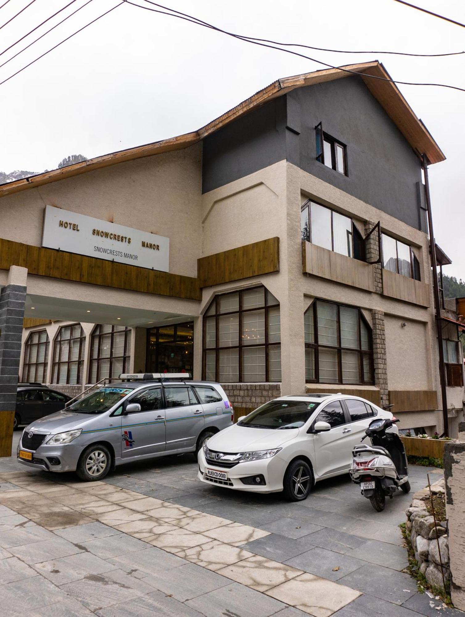 Hotel Snowcrests Manor — Photos 3